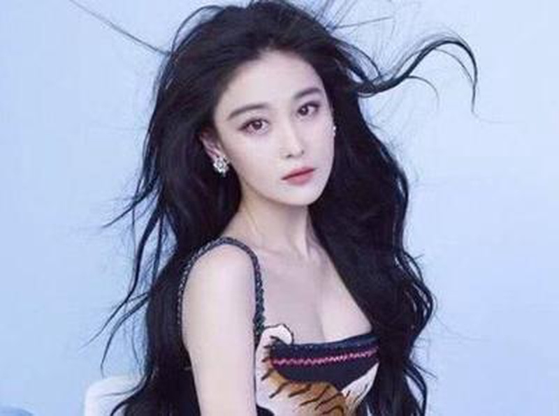 王晓晨发布会当场发难 内涵王丽坤"双重碾压"明争暗斗再升级