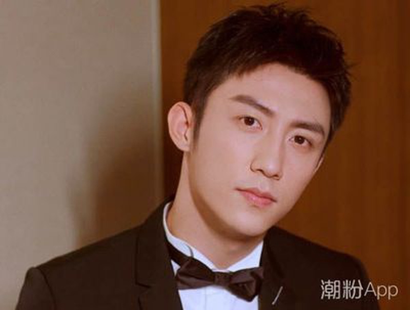 黄景瑜王玉雯聚餐被拍急澄清 网友:声明发得比恋情瓜还快