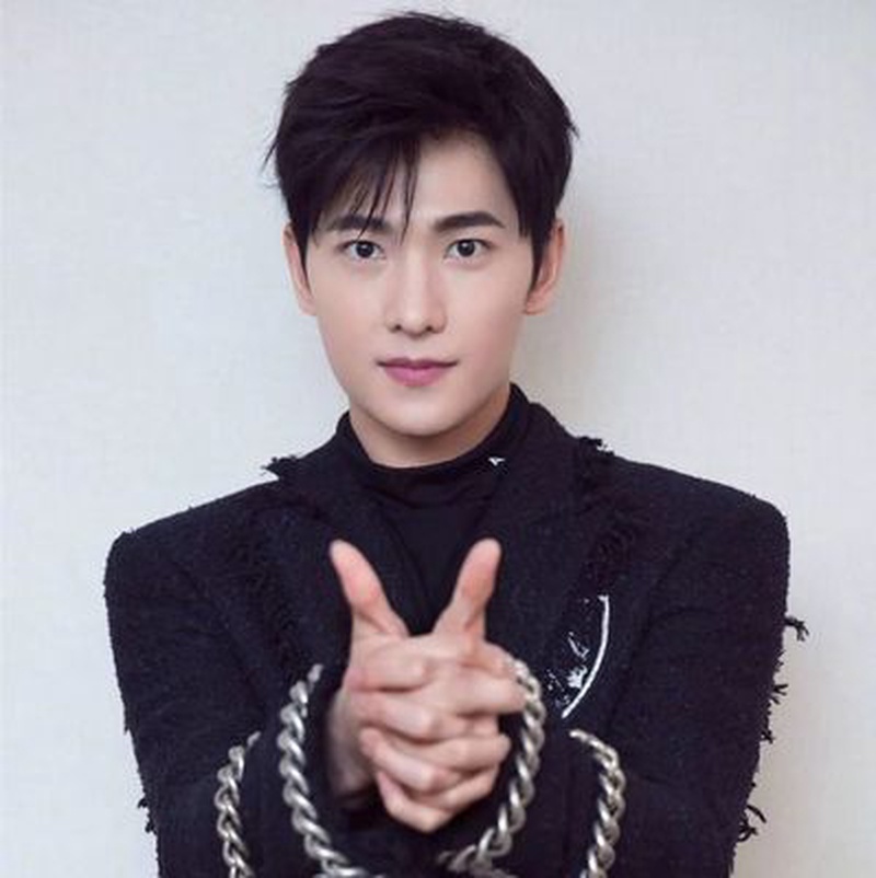 《杨洋<雨霖铃>宣传期连扑多部剧！业内曝片酬腰斩，粉丝/comments里全是“先看看再说”